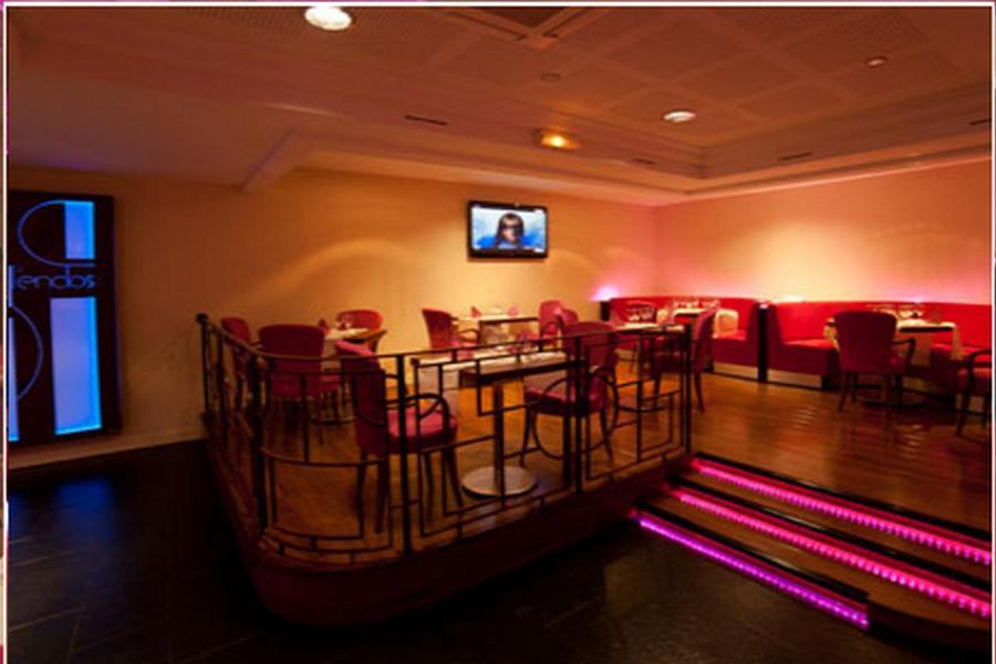 Logis Hotels - Hotel Restaurant L Enclos Donneville ภายนอก รูปภาพ